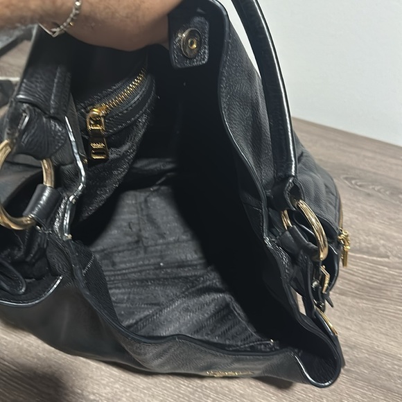 Black leather Prada Purse - Picture 11 of 15